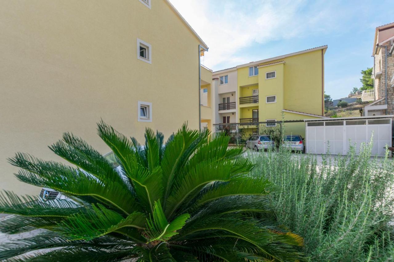 Apartment Dora Duce Ngoại thất bức ảnh