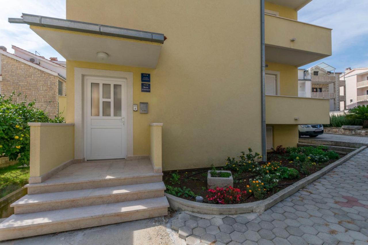 Apartment Dora Duce Ngoại thất bức ảnh